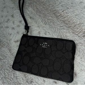 Coach hand wallet